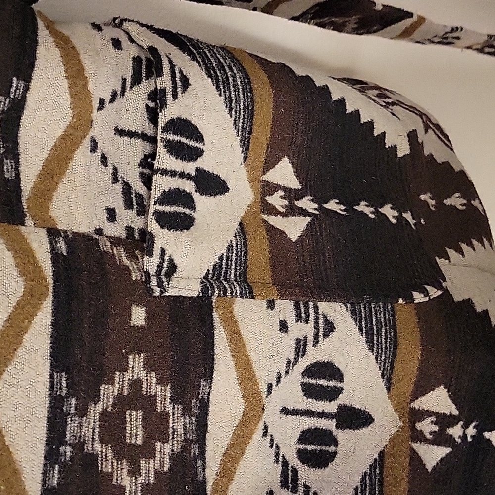 Aztec Print Coat L - Picture 6 of 10